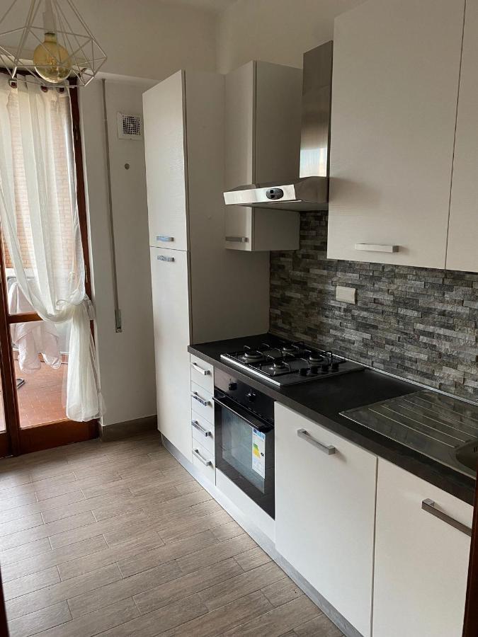 Eur Centro Lux Apartment Con Camino Rom Eksteriør billede
