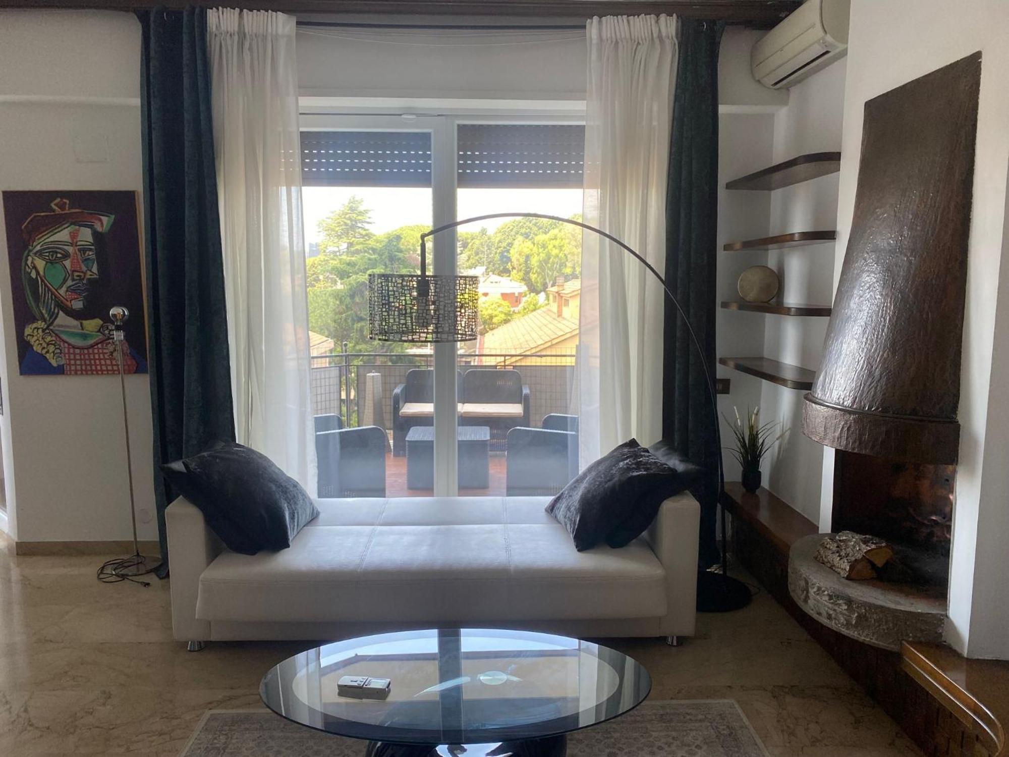Eur Centro Lux Apartment Con Camino Rom Eksteriør billede